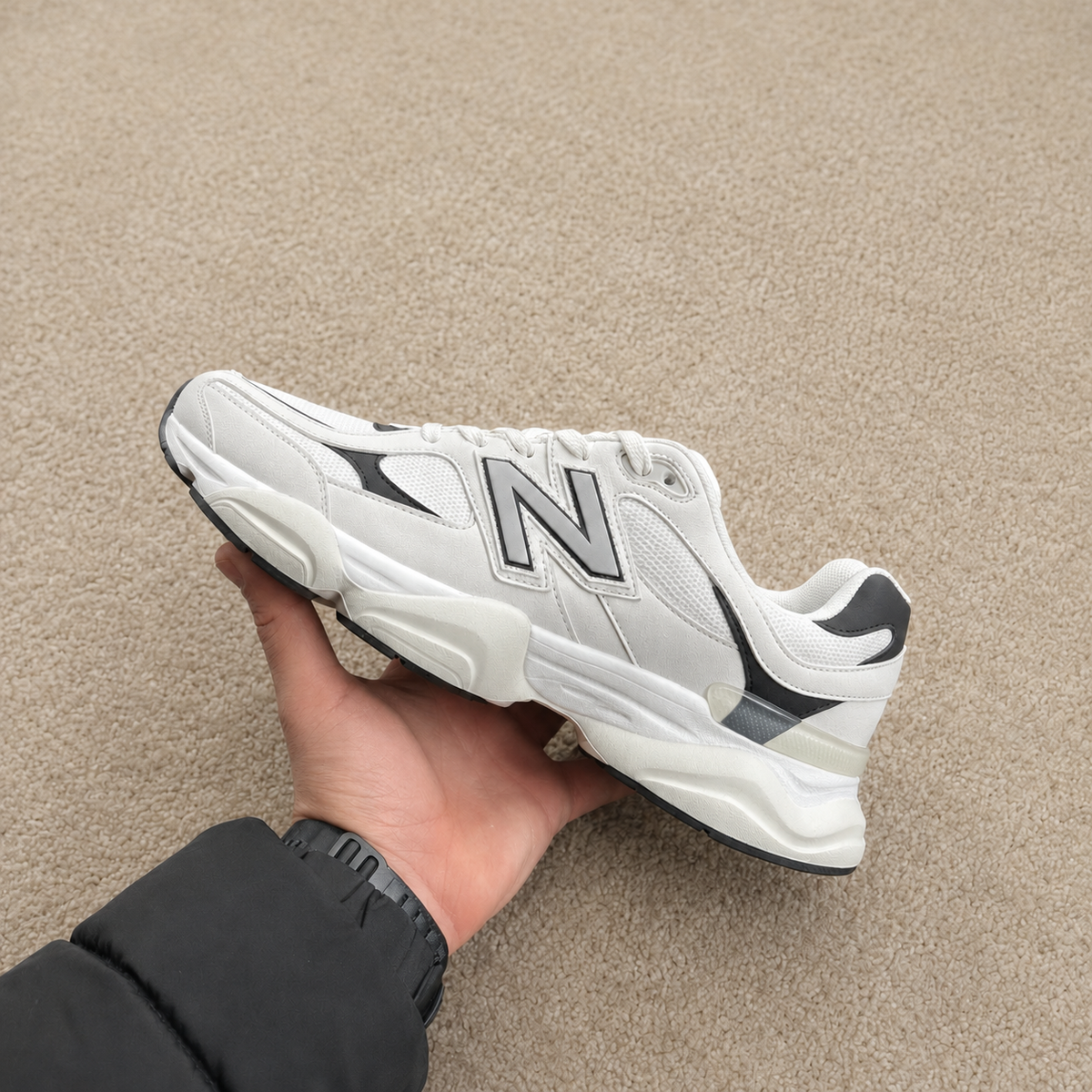 NEW BALANCE 9060 BRANCO / PRETO