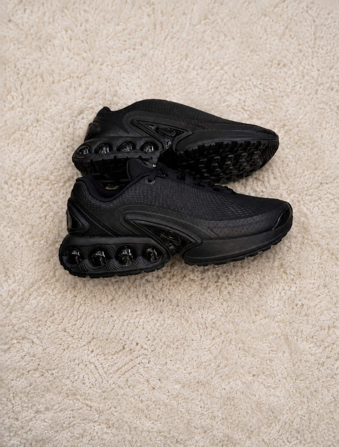 NIKE AIR MAX DN PRETO