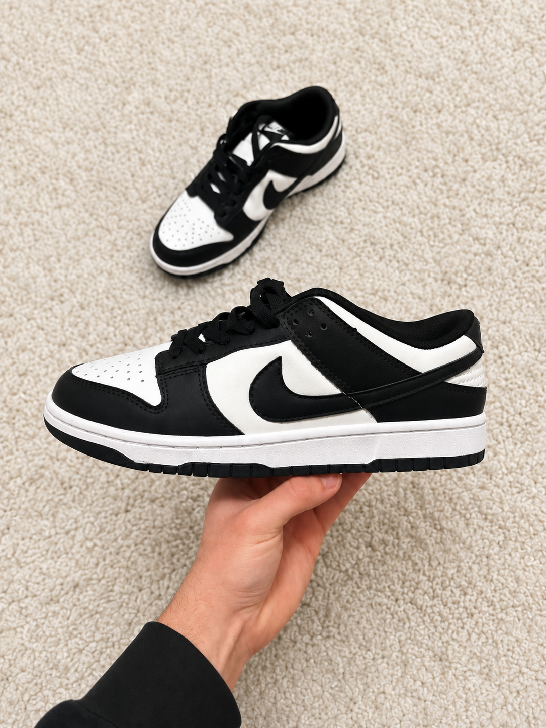 NIKE DUNK BRANCO / PRETO