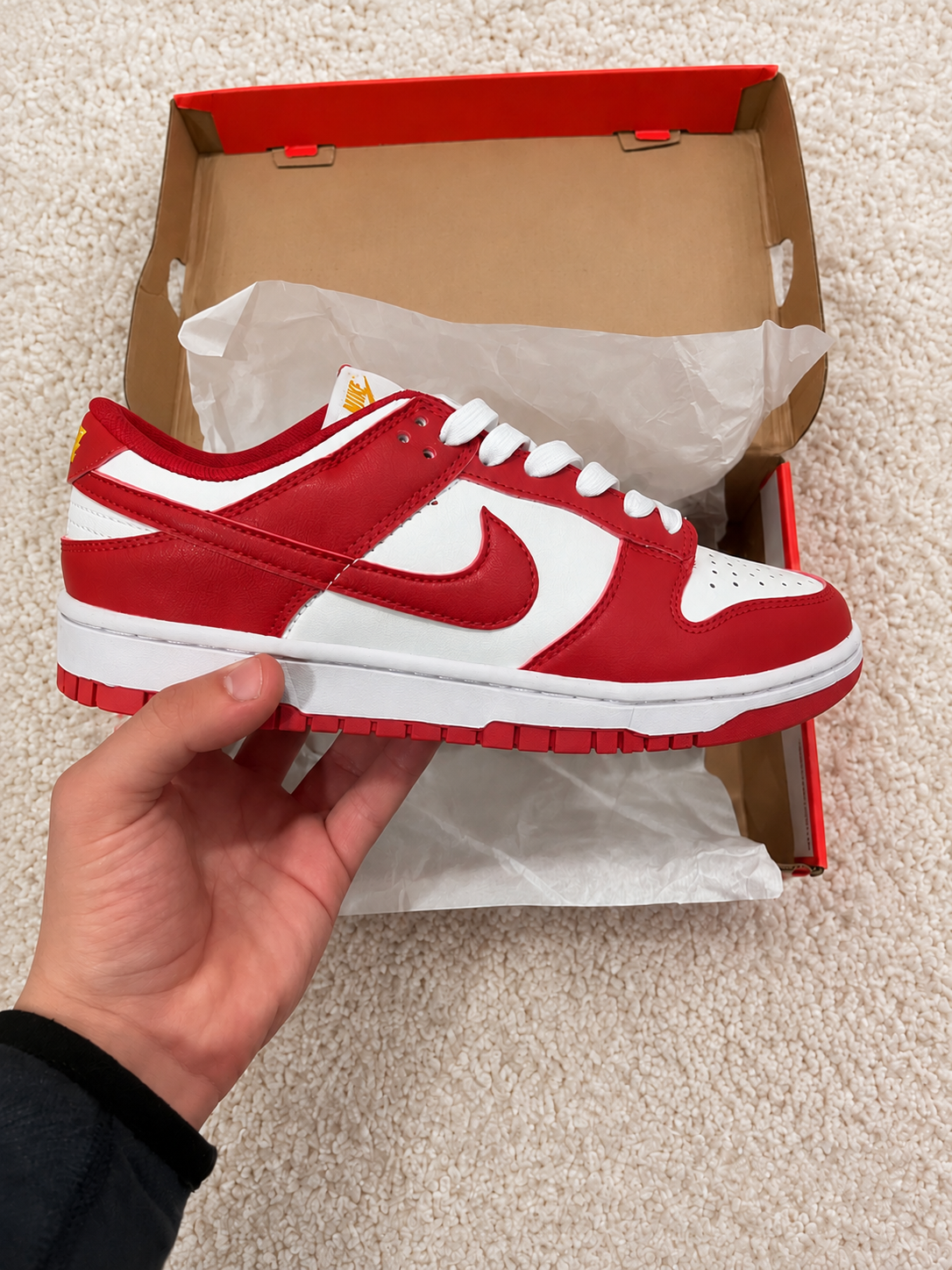 NIKE DUNK BRANCO / VERMELHO