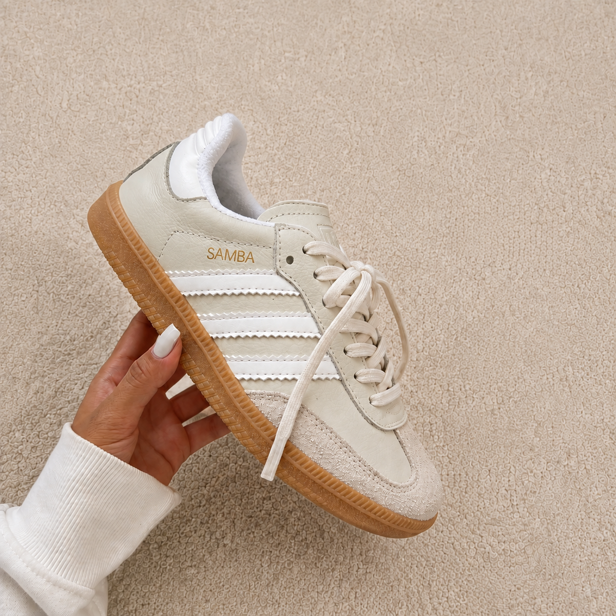 ADIDAS SAMBA BEGE / BRANCO