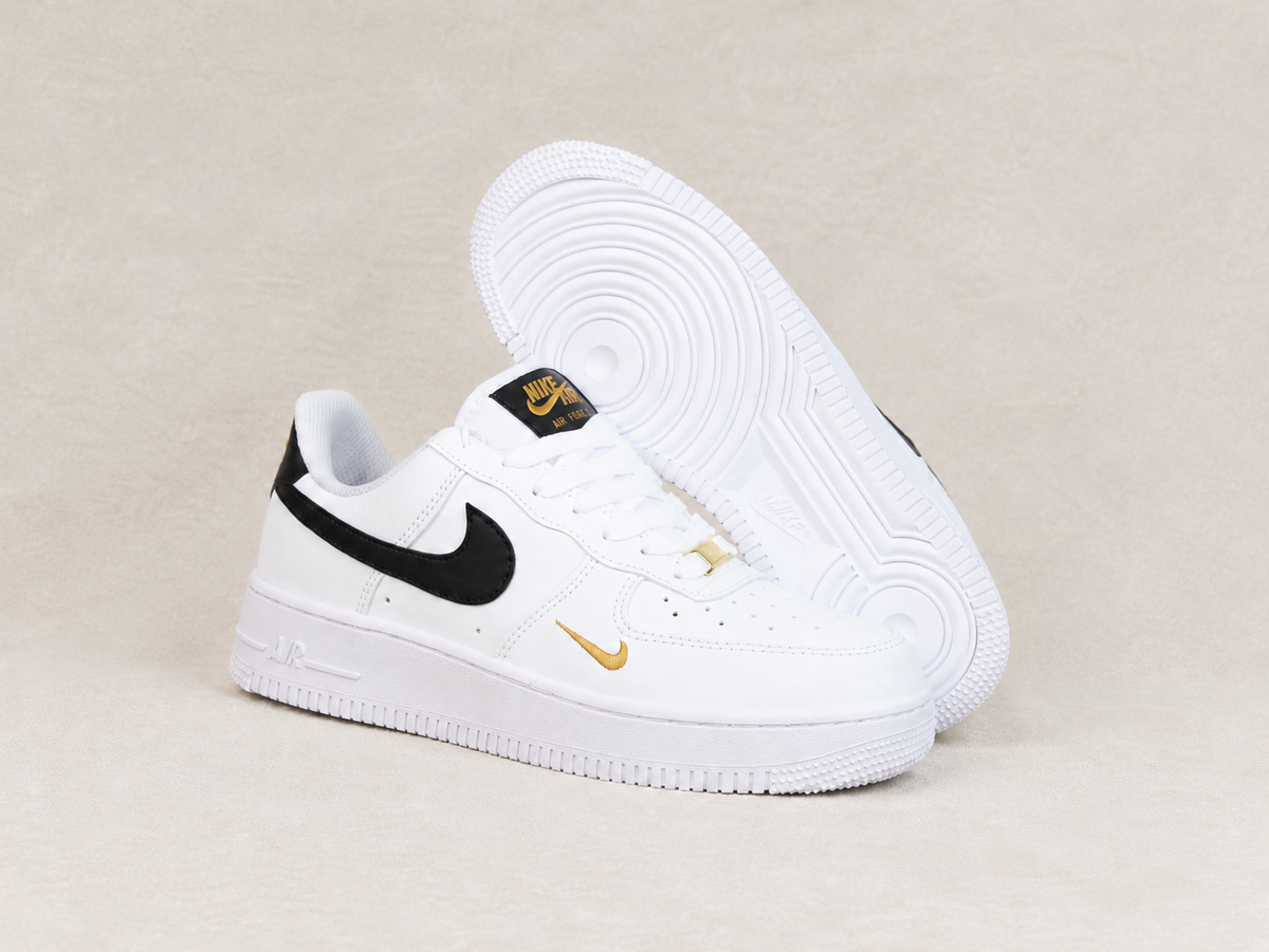 NIKE AIR FORCE 1 LOW BRANCO / PRETO / DOURADO