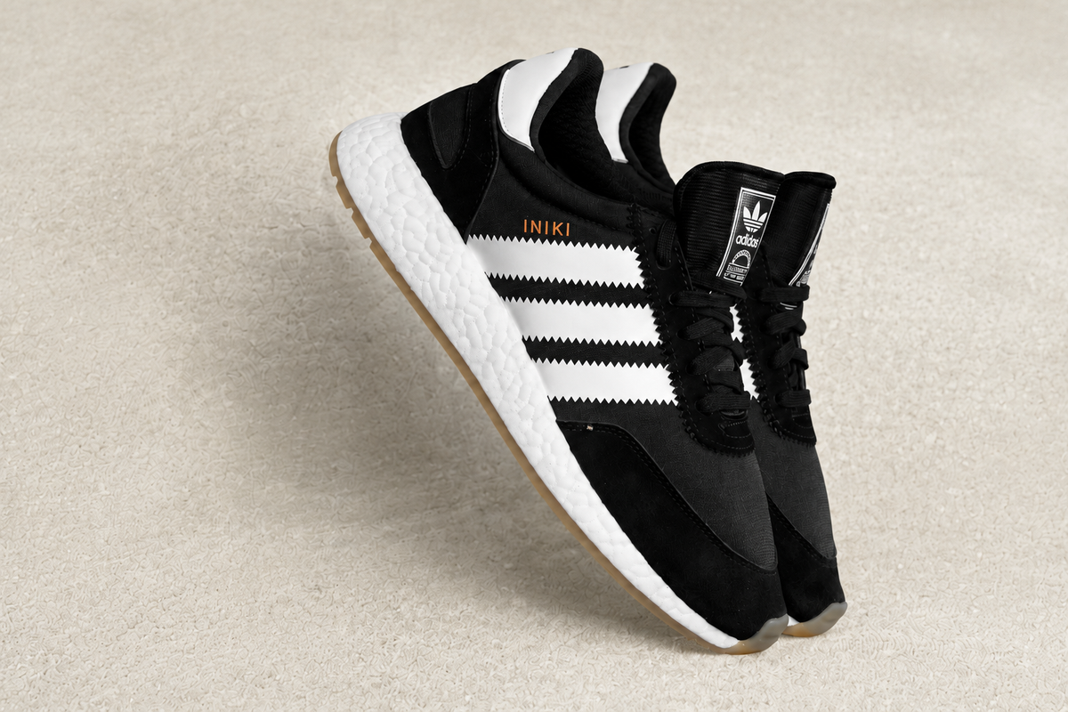 ADIDAS INIKI PRETO / BRANCO