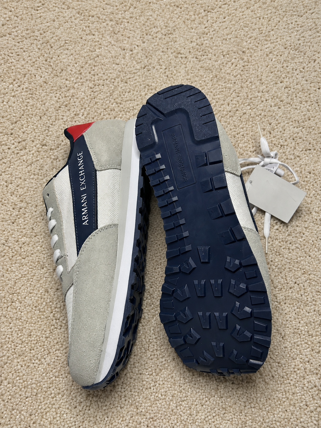 ARMANI EXCHANGE RUNNER BRANCO / AZUL / VERMELHO
