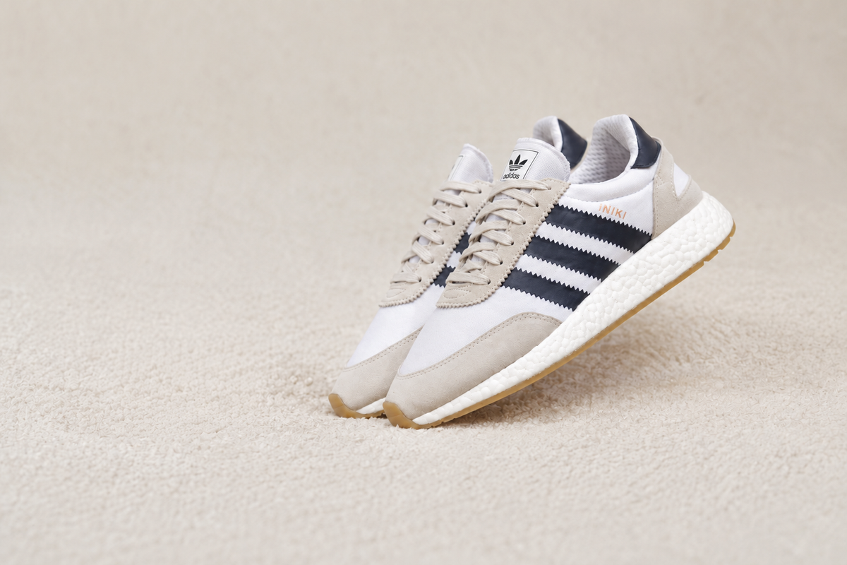 ADIDAS INIKI CINZA / PRETO