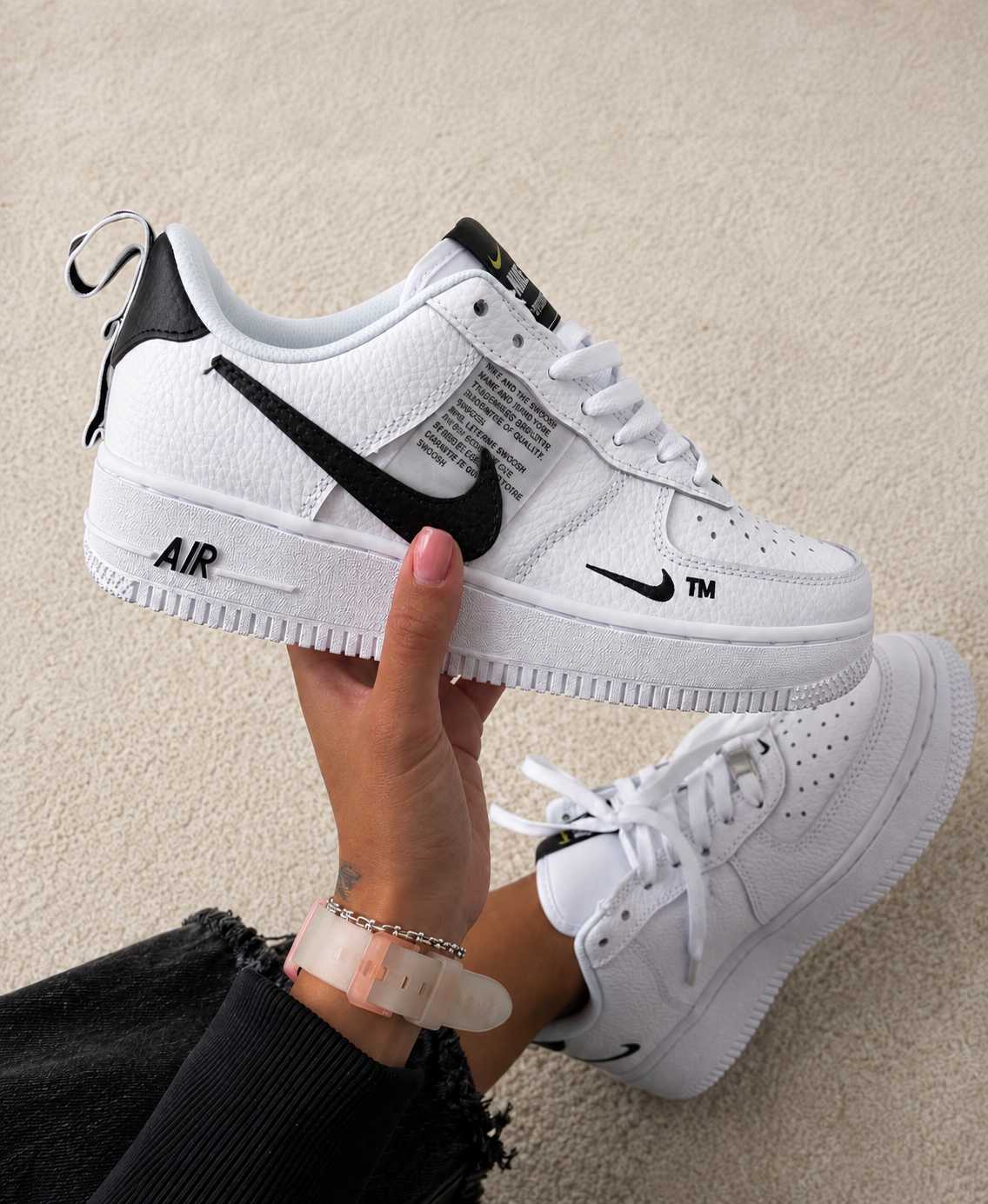 NIKE AIR FORCE 1 LOW TM BRANCO / PRETO