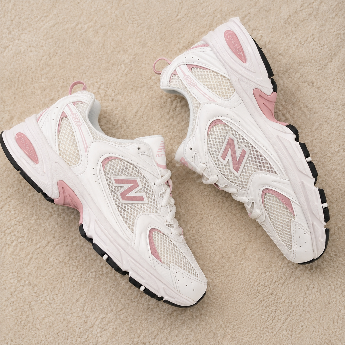 NEW BALANCE 530 BRANCO / ROSA
