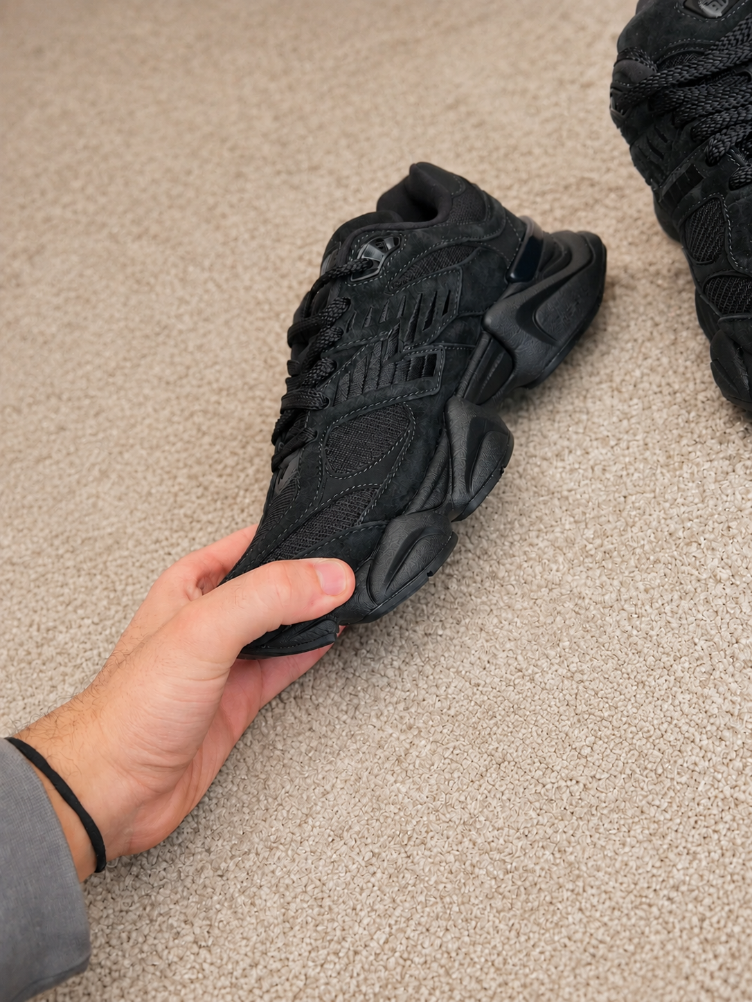 NEW BALANCE 9060 PRETO