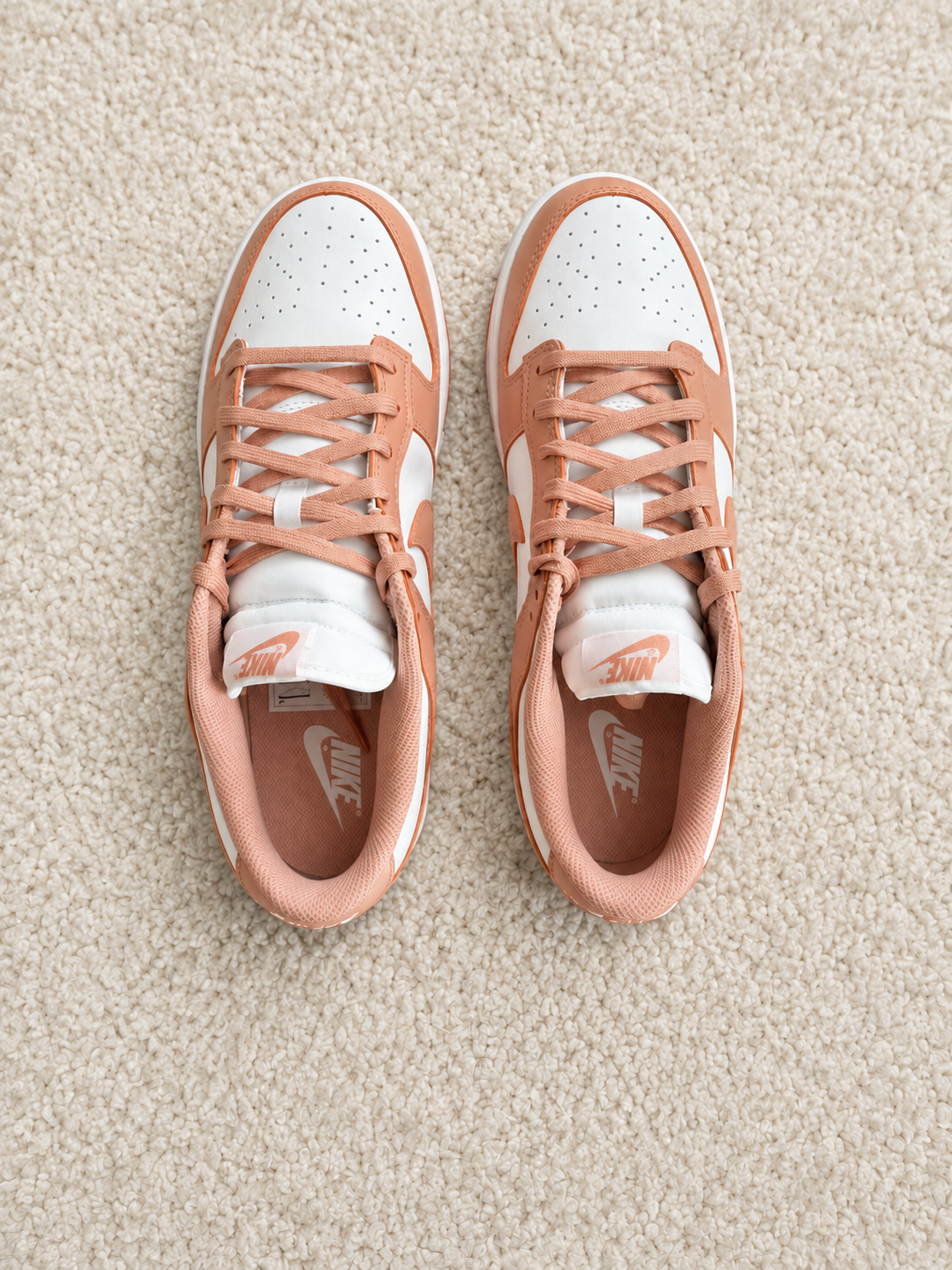 NIKE DUNK BRANCO / ROSA
