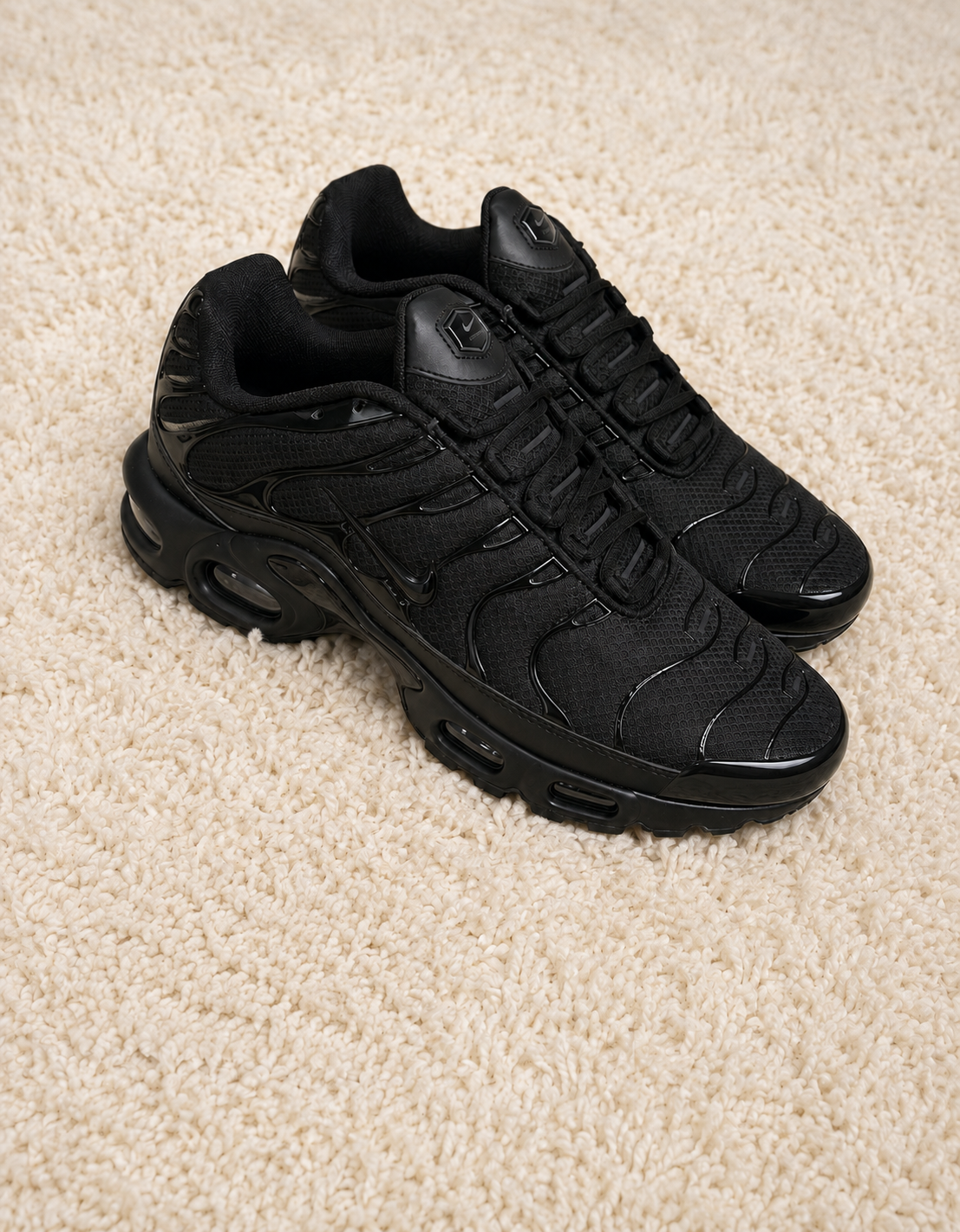 NIKE AIR MAX TN PRETO