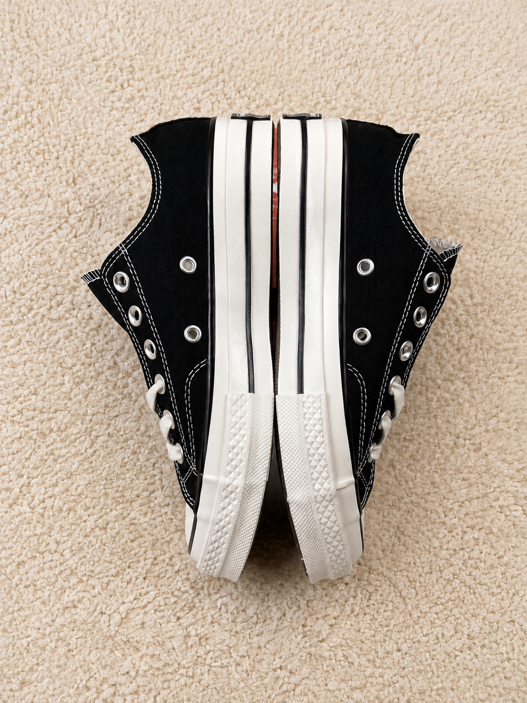 CONVERSE CHUCK TAYLOR ALL STAR LOW PRETO / BRANCO