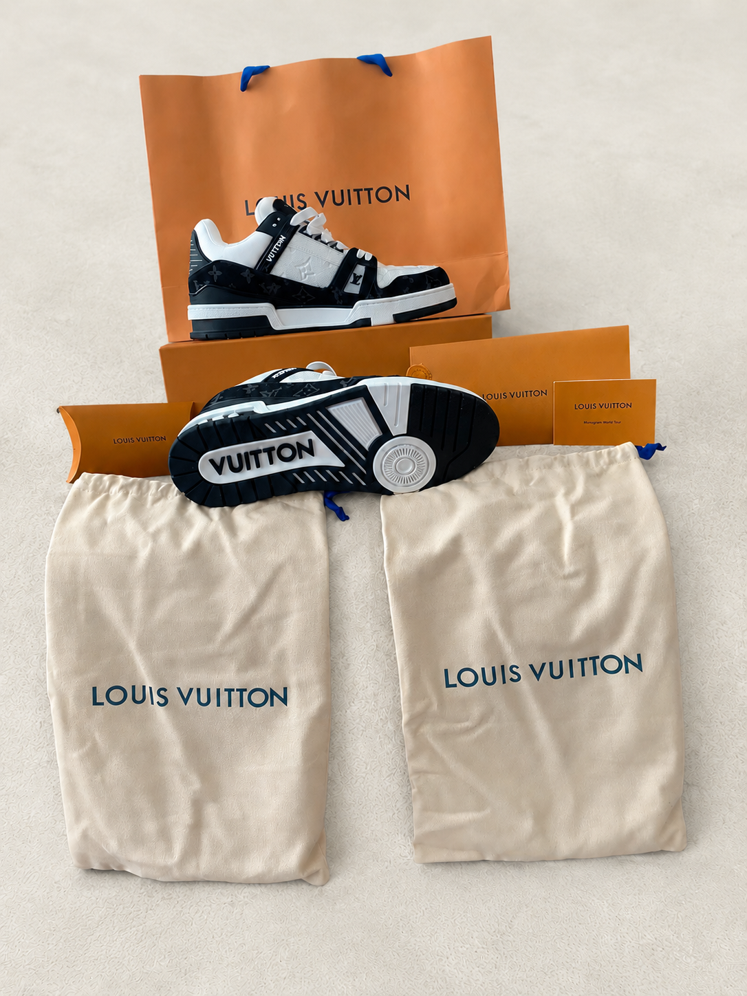 LOUIS VUITTON  TRAINER PRETO