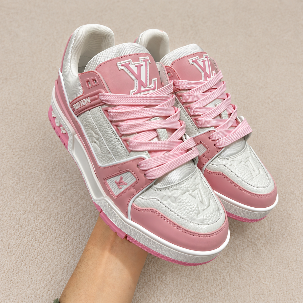 LOUIS VUITTON LV TRAINER ROSA